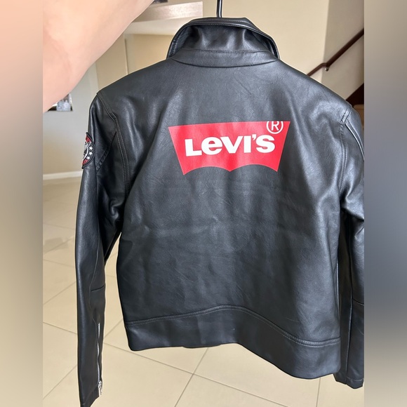 Levi’s jacket - Picture 2 of 8